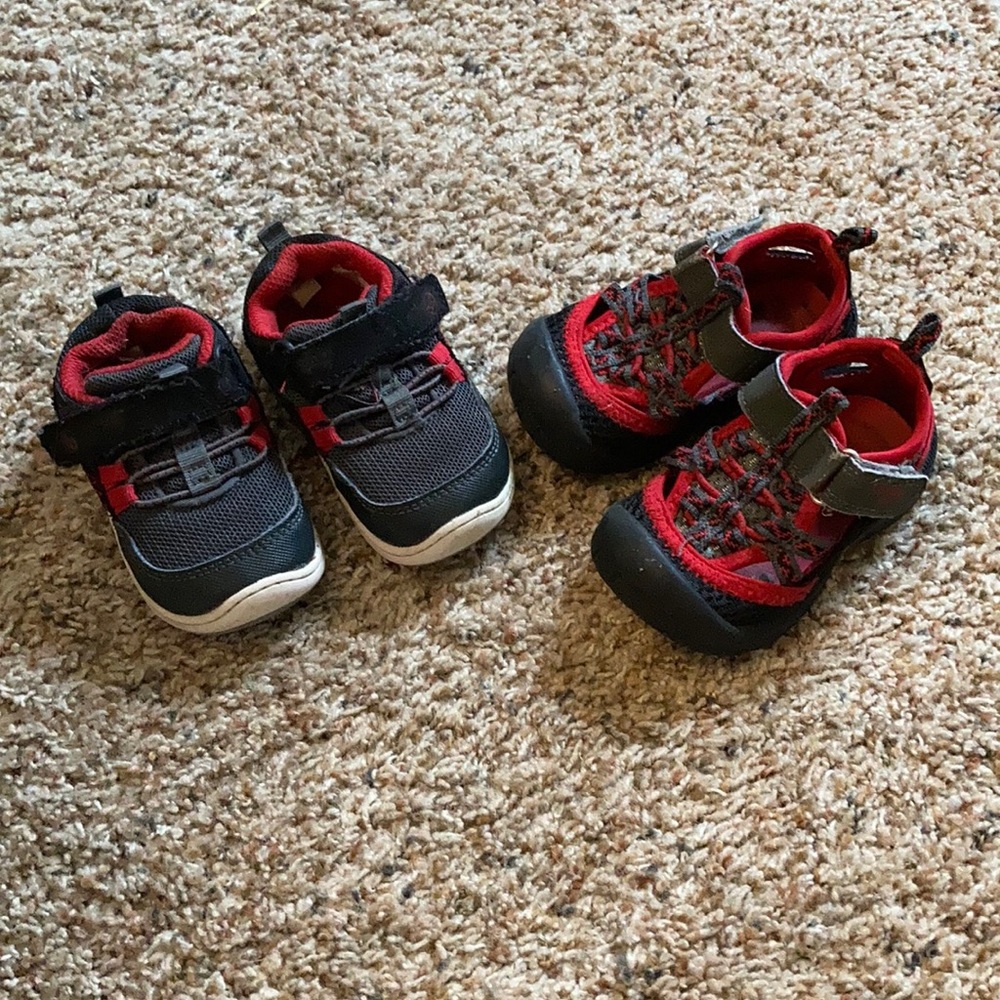 Lot EUC toddler boys size 4 shoes - red and black